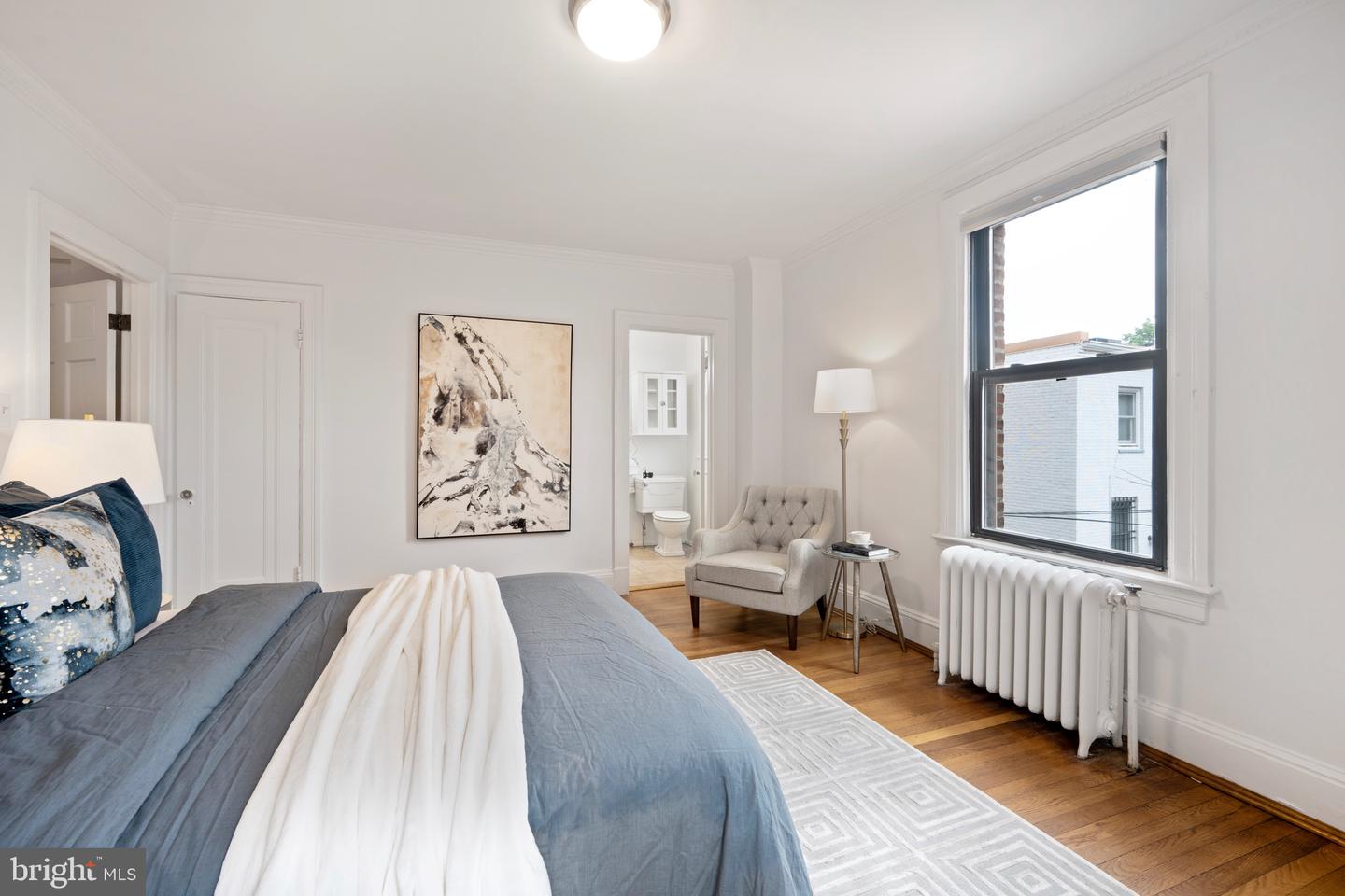 1915 16TH ST NW #203, WASHINGTON, District Of Columbia 20009, 1 Bedroom Bedrooms, 4 Rooms Rooms,1 BathroomBathrooms,Residential,For sale,1915 16TH ST NW #203,DCDC2205890 MLS # DCDC2205890
