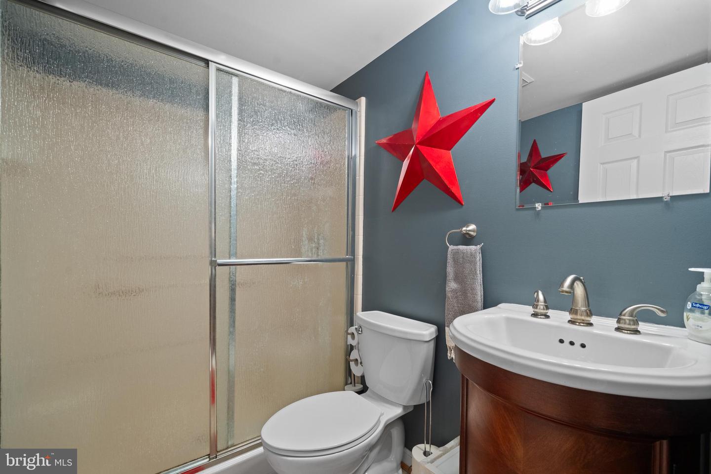 15021 NIGHTFALL LN, WOODBRIDGE, Virginia 22193, 6 Bedrooms Bedrooms, ,3 BathroomsBathrooms,Residential,For sale,15021 NIGHTFALL LN,VAPW2097192 MLS # VAPW2097192