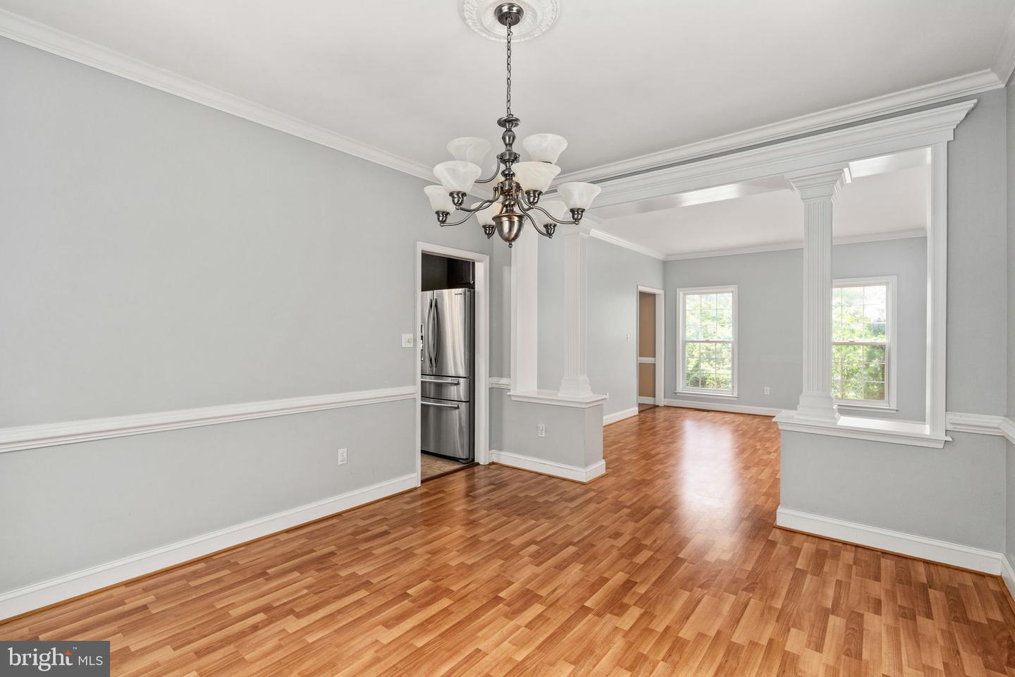 5 OAK CREST CT, FREDERICKSBURG, Virginia 22405, 6 Bedrooms Bedrooms, ,3 BathroomsBathrooms,Residential,For sale,5 OAK CREST CT,VAST2039920 MLS # VAST2039920