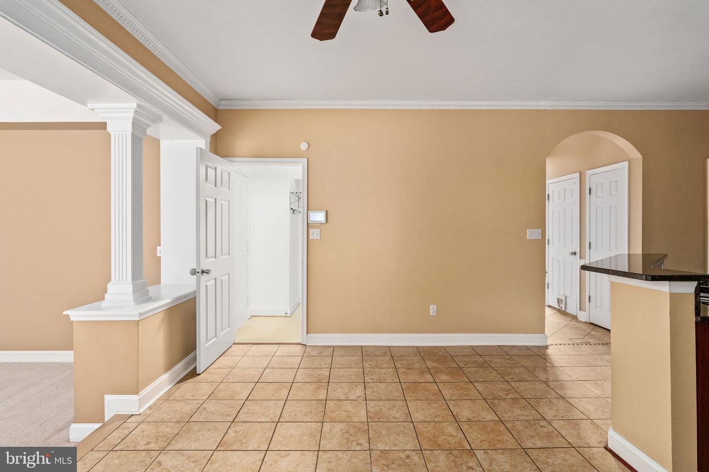 5 OAK CREST CT, FREDERICKSBURG, Virginia 22405, 6 Bedrooms Bedrooms, ,3 BathroomsBathrooms,Residential,For sale,5 OAK CREST CT,VAST2039920 MLS # VAST2039920