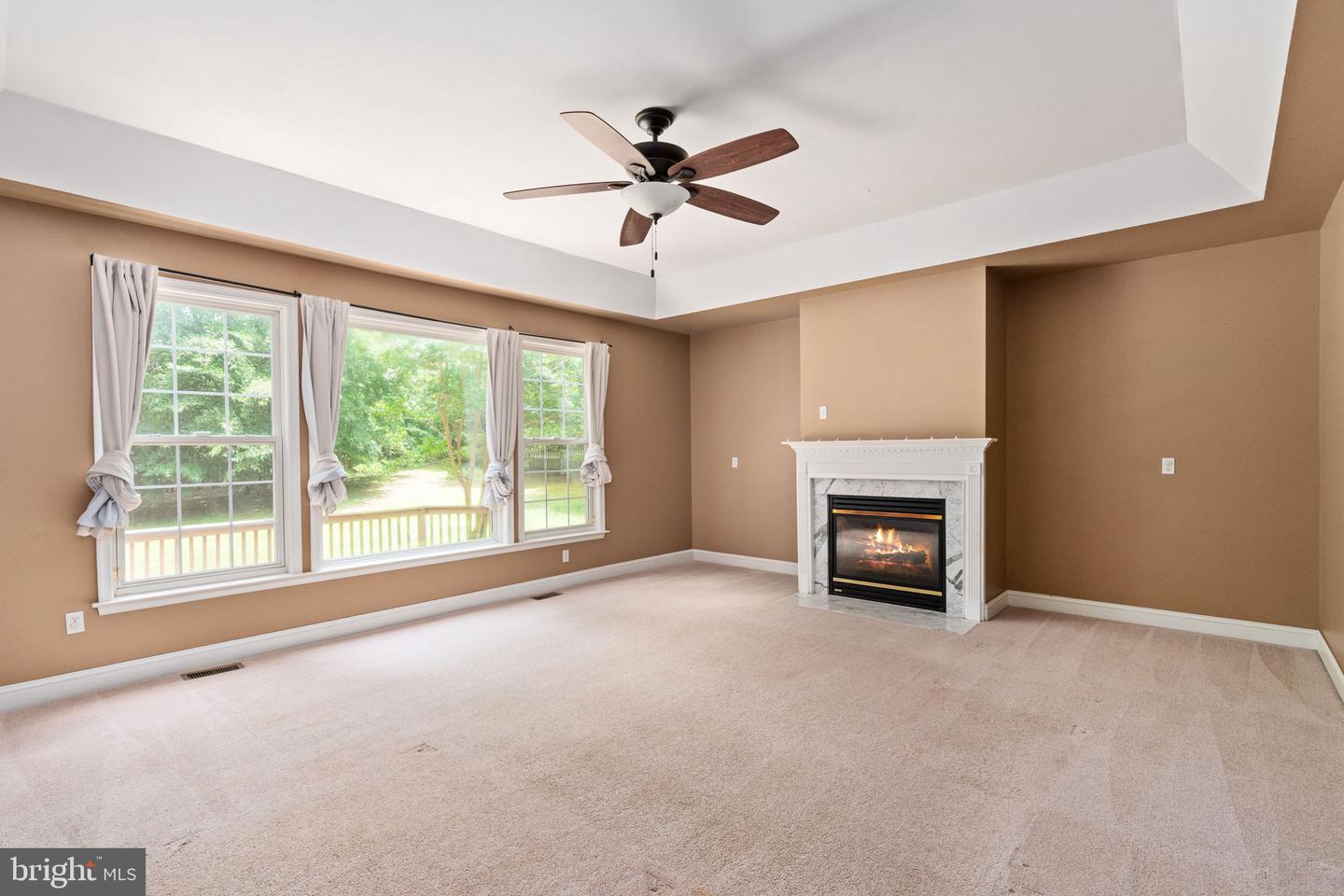 5 OAK CREST CT, FREDERICKSBURG, Virginia 22405, 6 Bedrooms Bedrooms, ,3 BathroomsBathrooms,Residential,For sale,5 OAK CREST CT,VAST2039920 MLS # VAST2039920