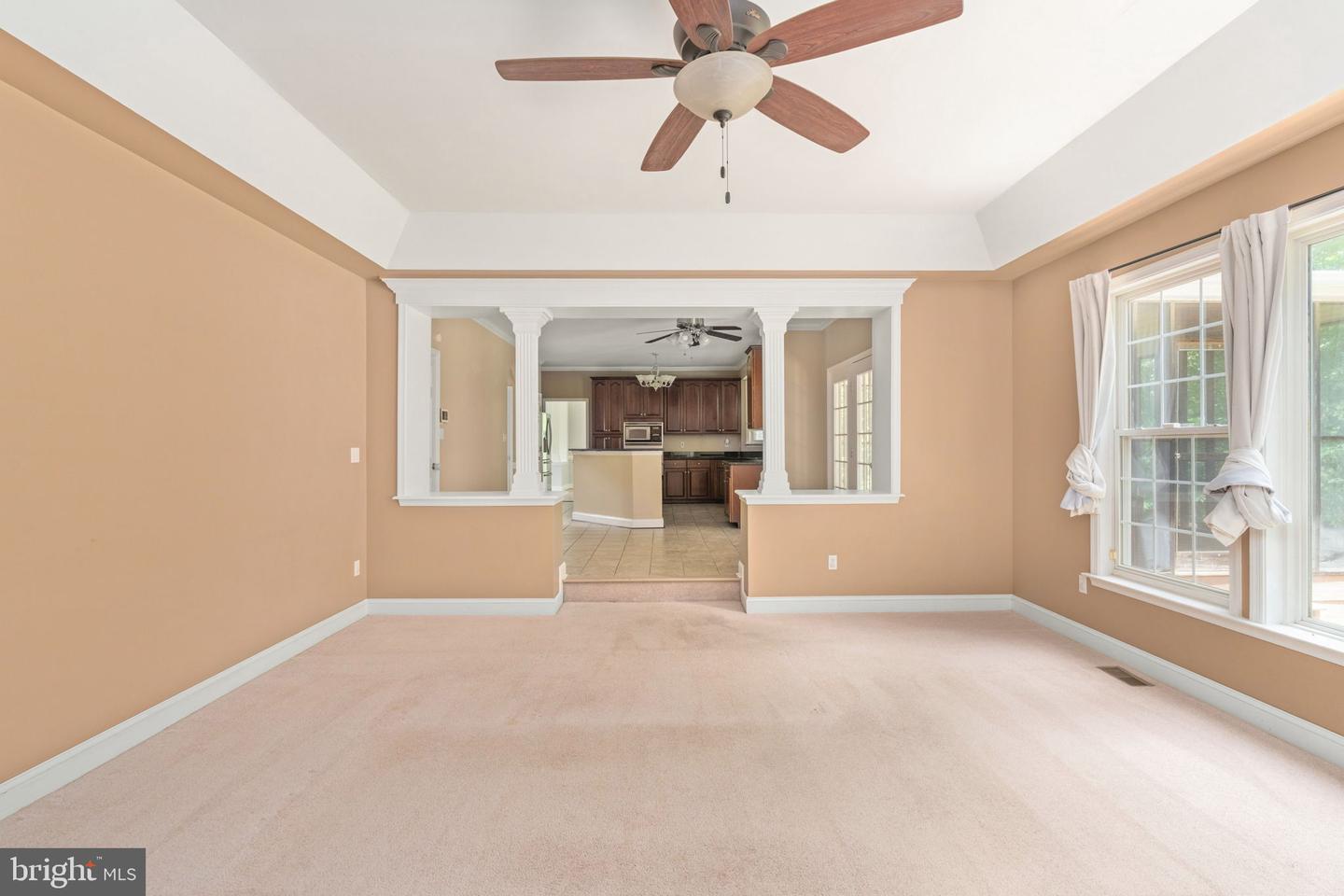 5 OAK CREST CT, FREDERICKSBURG, Virginia 22405, 6 Bedrooms Bedrooms, ,3 BathroomsBathrooms,Residential,For sale,5 OAK CREST CT,VAST2039920 MLS # VAST2039920