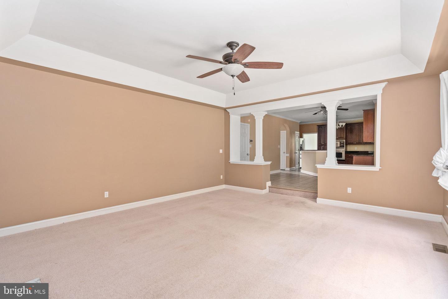 5 OAK CREST CT, FREDERICKSBURG, Virginia 22405, 6 Bedrooms Bedrooms, ,3 BathroomsBathrooms,Residential,For sale,5 OAK CREST CT,VAST2039920 MLS # VAST2039920