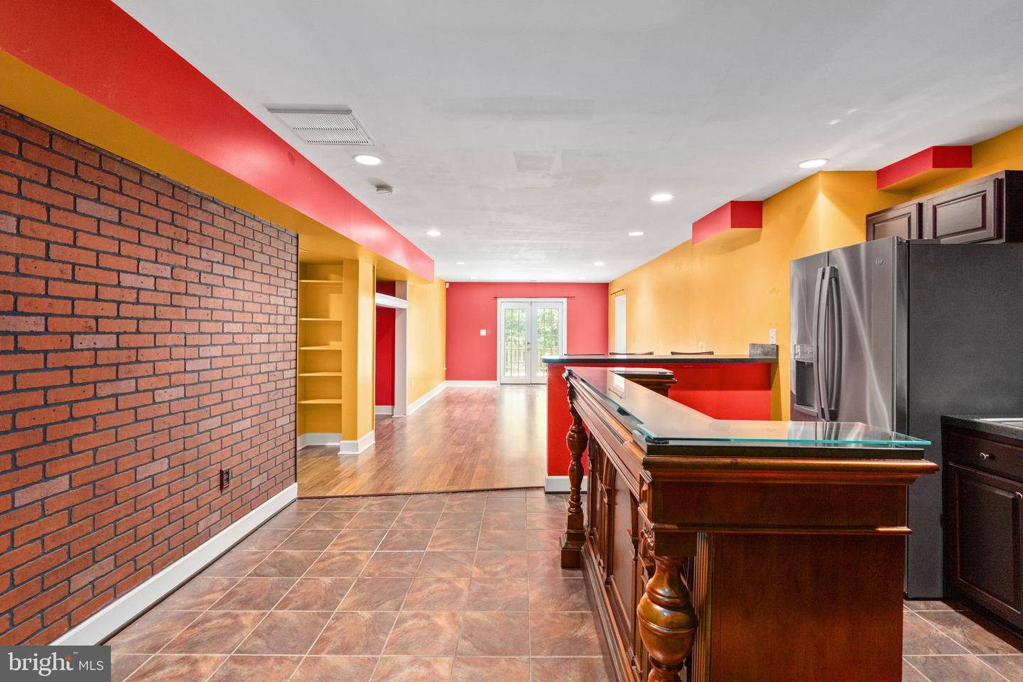 5 OAK CREST CT, FREDERICKSBURG, Virginia 22405, 6 Bedrooms Bedrooms, ,3 BathroomsBathrooms,Residential,For sale,5 OAK CREST CT,VAST2039920 MLS # VAST2039920
