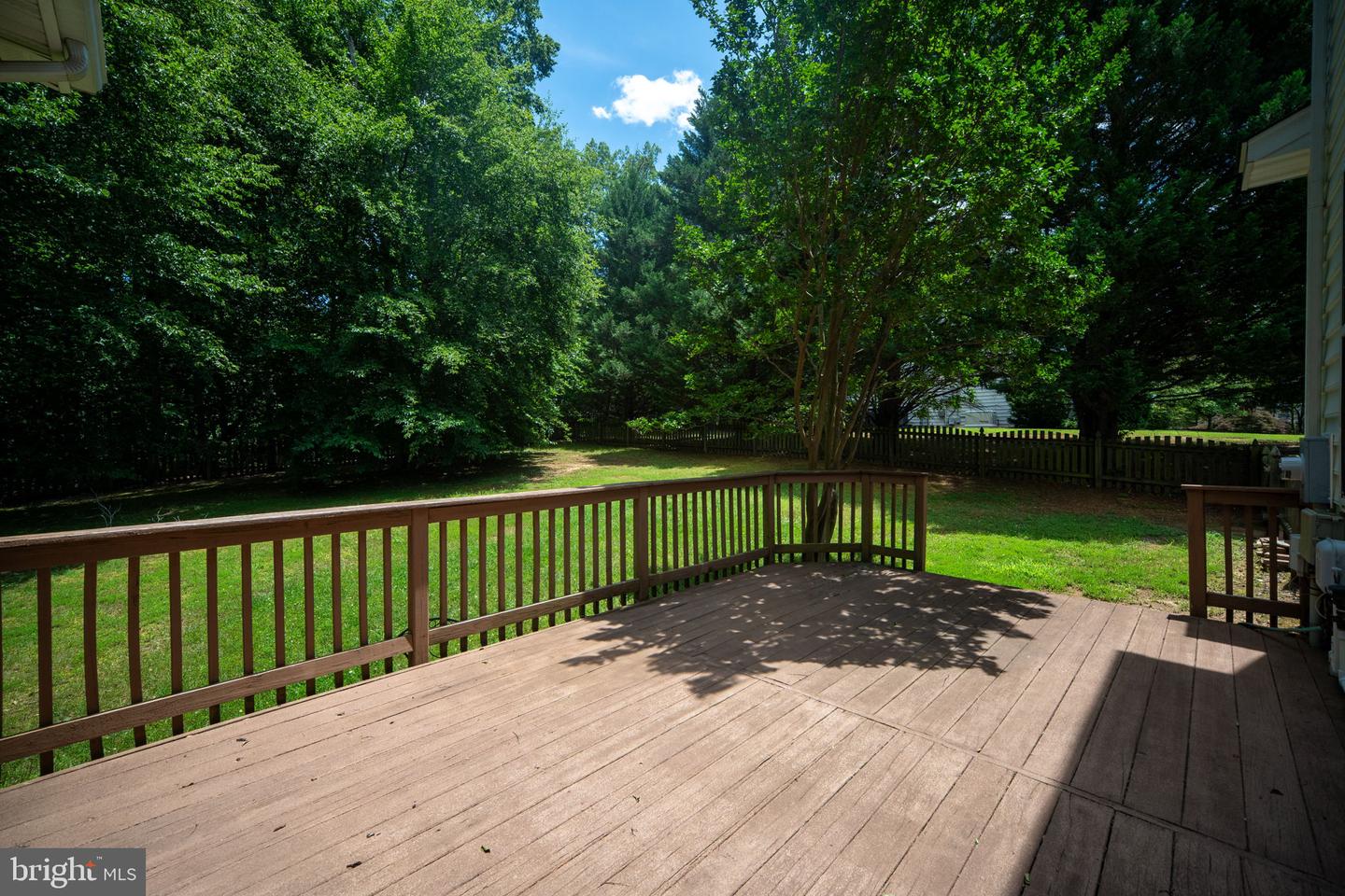 5 OAK CREST CT, FREDERICKSBURG, Virginia 22405, 6 Bedrooms Bedrooms, ,3 BathroomsBathrooms,Residential,For sale,5 OAK CREST CT,VAST2039920 MLS # VAST2039920