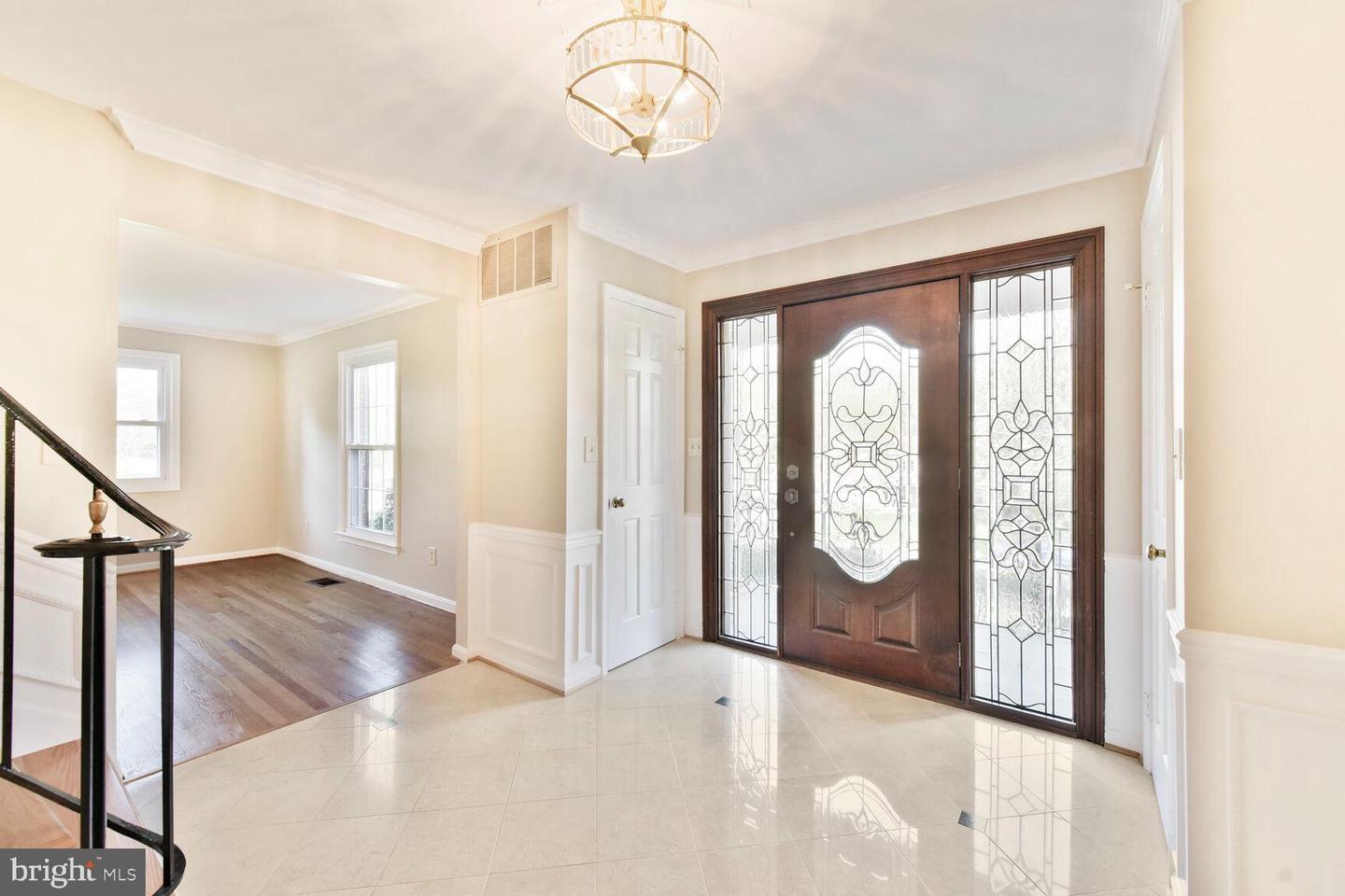 1517 TUBA CT, VIENNA, Virginia 22182, 5 Bedrooms Bedrooms, ,3 BathroomsBathrooms,Residential,For sale,1517 TUBA CT,VAFX2248050 MLS # VAFX2248050