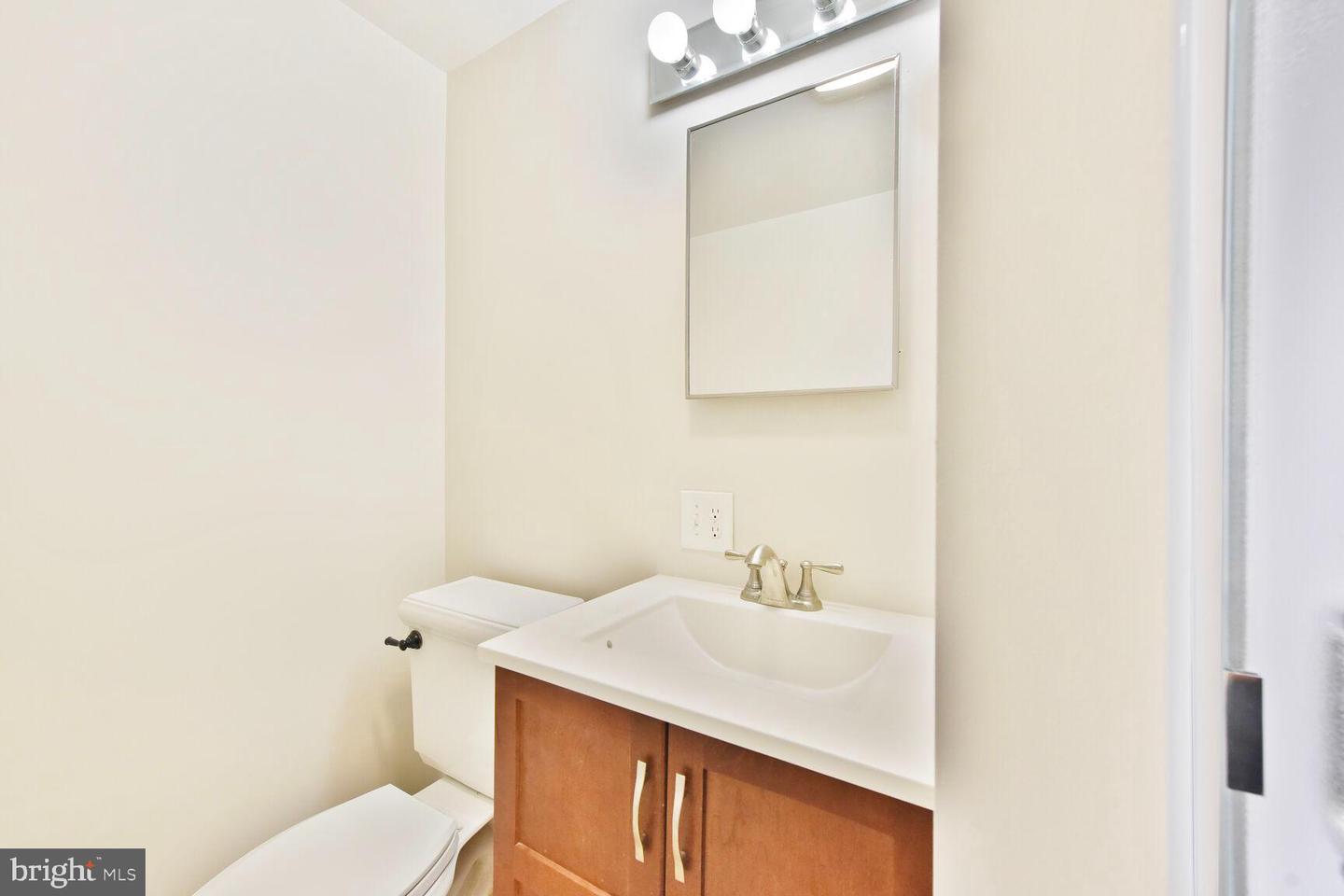 1517 TUBA CT, VIENNA, Virginia 22182, 5 Bedrooms Bedrooms, ,3 BathroomsBathrooms,Residential,For sale,1517 TUBA CT,VAFX2248050 MLS # VAFX2248050