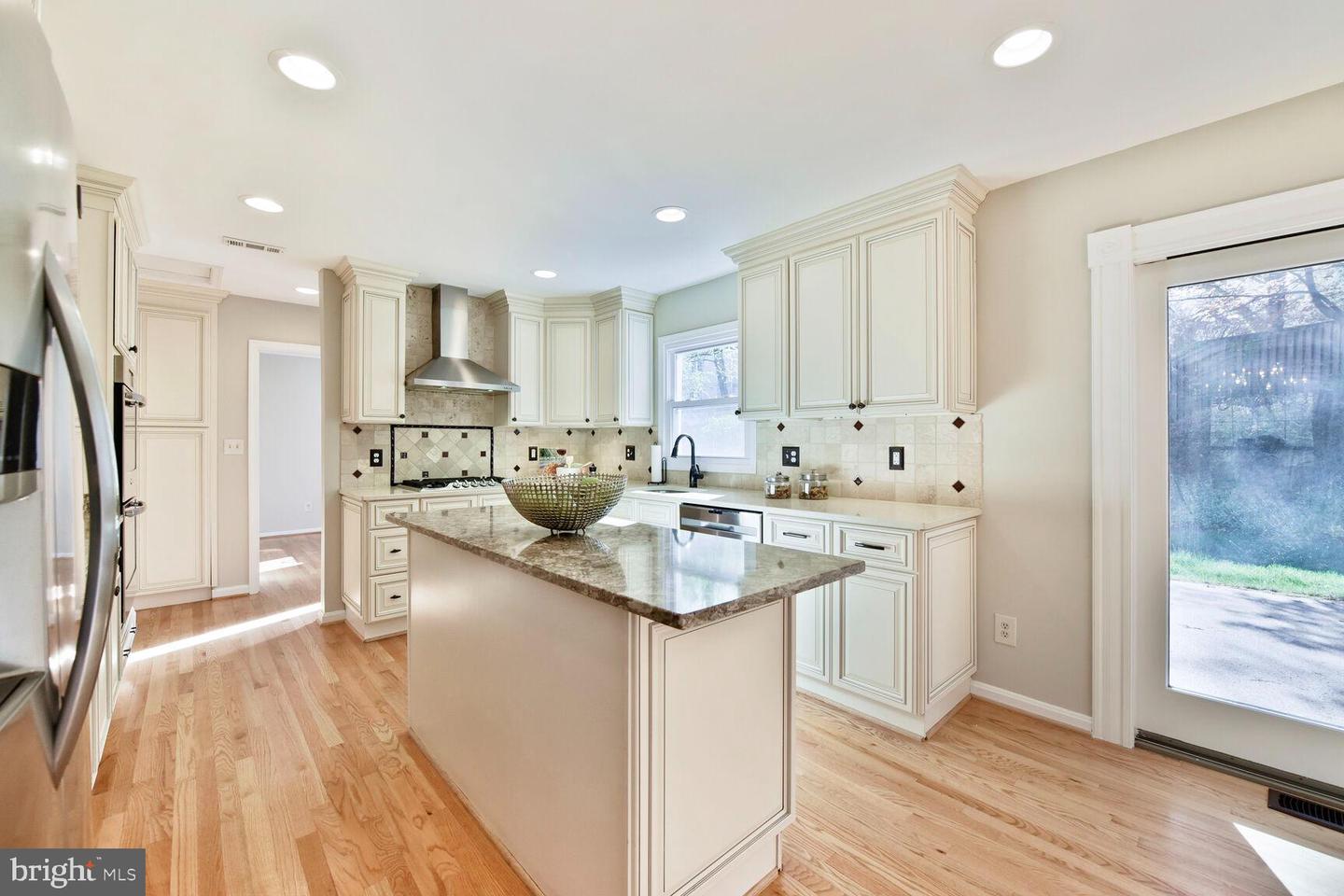 1517 TUBA CT, VIENNA, Virginia 22182, 5 Bedrooms Bedrooms, ,3 BathroomsBathrooms,Residential,For sale,1517 TUBA CT,VAFX2248050 MLS # VAFX2248050