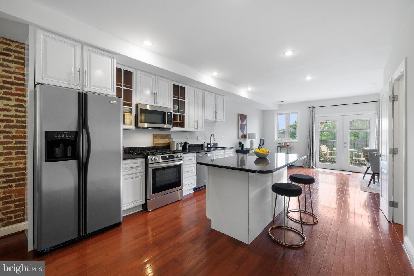 509 M ST NE #4, WASHINGTON, District Of Columbia 20002, 2 Bedrooms Bedrooms, ,2 BathroomsBathrooms,Residential,For sale,509 M ST NE #4,DCDC2206098 MLS # DCDC2206098