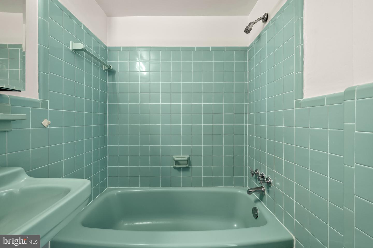 4390 LORCOM LN #503, ARLINGTON, Virginia 22207, 2 Bedrooms Bedrooms, ,1 BathroomBathrooms,Residential,For sale,4390 LORCOM LN #503,VAAR2059286 MLS # VAAR2059286