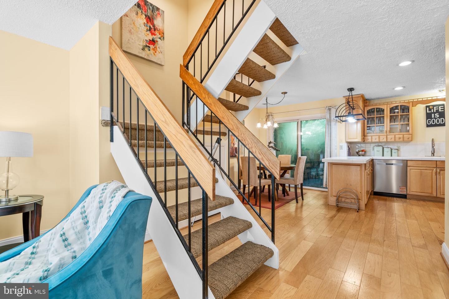 12130 CAPTIVA CT, RESTON, Virginia 20191, 2 Bedrooms Bedrooms, ,2 BathroomsBathrooms,Residential,For sale,12130 CAPTIVA CT,VAFX2247746 MLS # VAFX2247746