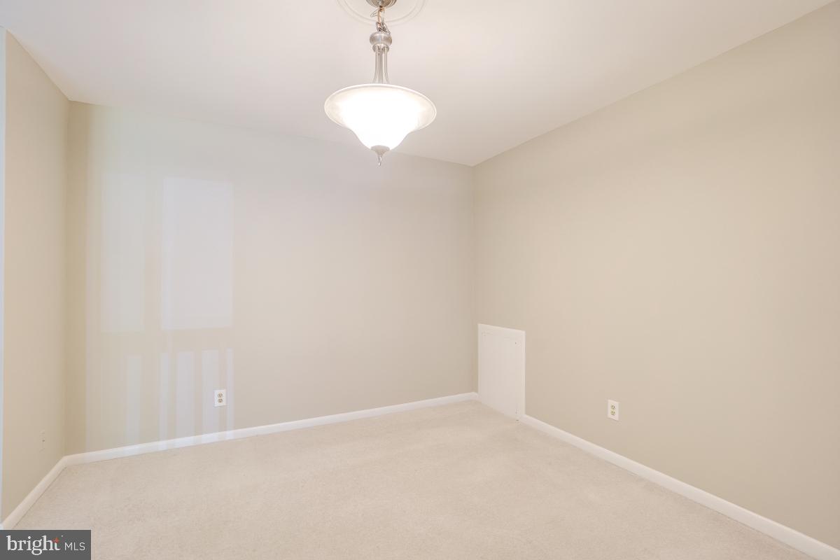 53 SKYHILL RD #204, ALEXANDRIA, Virginia 22314, 3 Bedrooms Bedrooms, ,2 BathroomsBathrooms,Residential,For sale,53 SKYHILL RD #204,VAAX2046568 MLS # VAAX2046568