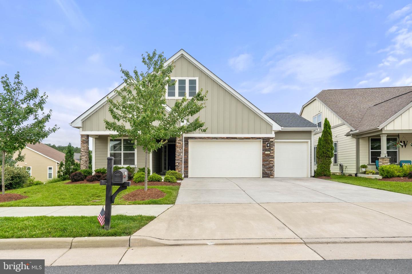 116 GROSBEAK CT, LAKE FREDERICK, Virginia 22630, 2 Bedrooms Bedrooms, ,2 BathroomsBathrooms,Residential,For sale,116 GROSBEAK CT,VAFV2034964 MLS # VAFV2034964
