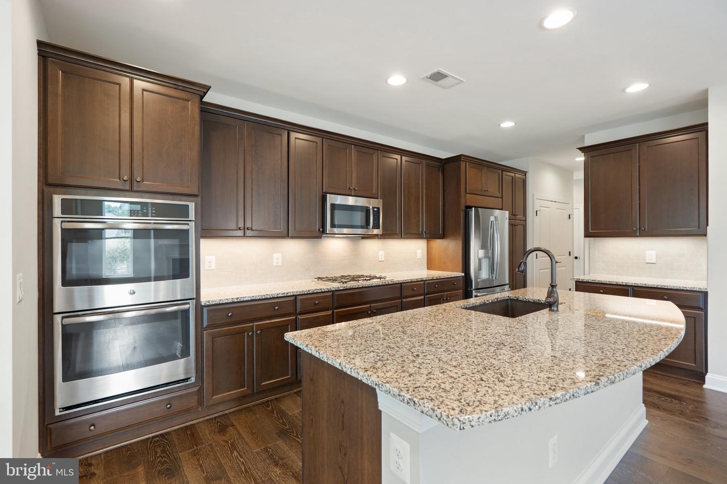 116 GROSBEAK CT, LAKE FREDERICK, Virginia 22630, 2 Bedrooms Bedrooms, ,2 BathroomsBathrooms,Residential,For sale,116 GROSBEAK CT,VAFV2034964 MLS # VAFV2034964