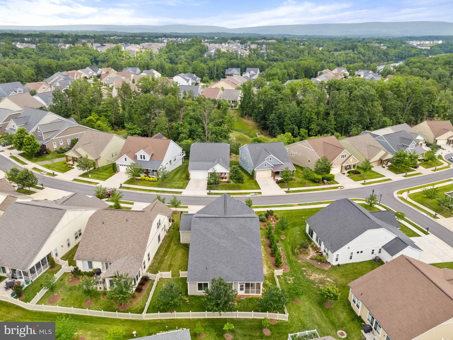 116 GROSBEAK CT, LAKE FREDERICK, Virginia 22630, 2 Bedrooms Bedrooms, ,2 BathroomsBathrooms,Residential,For sale,116 GROSBEAK CT,VAFV2034964 MLS # VAFV2034964