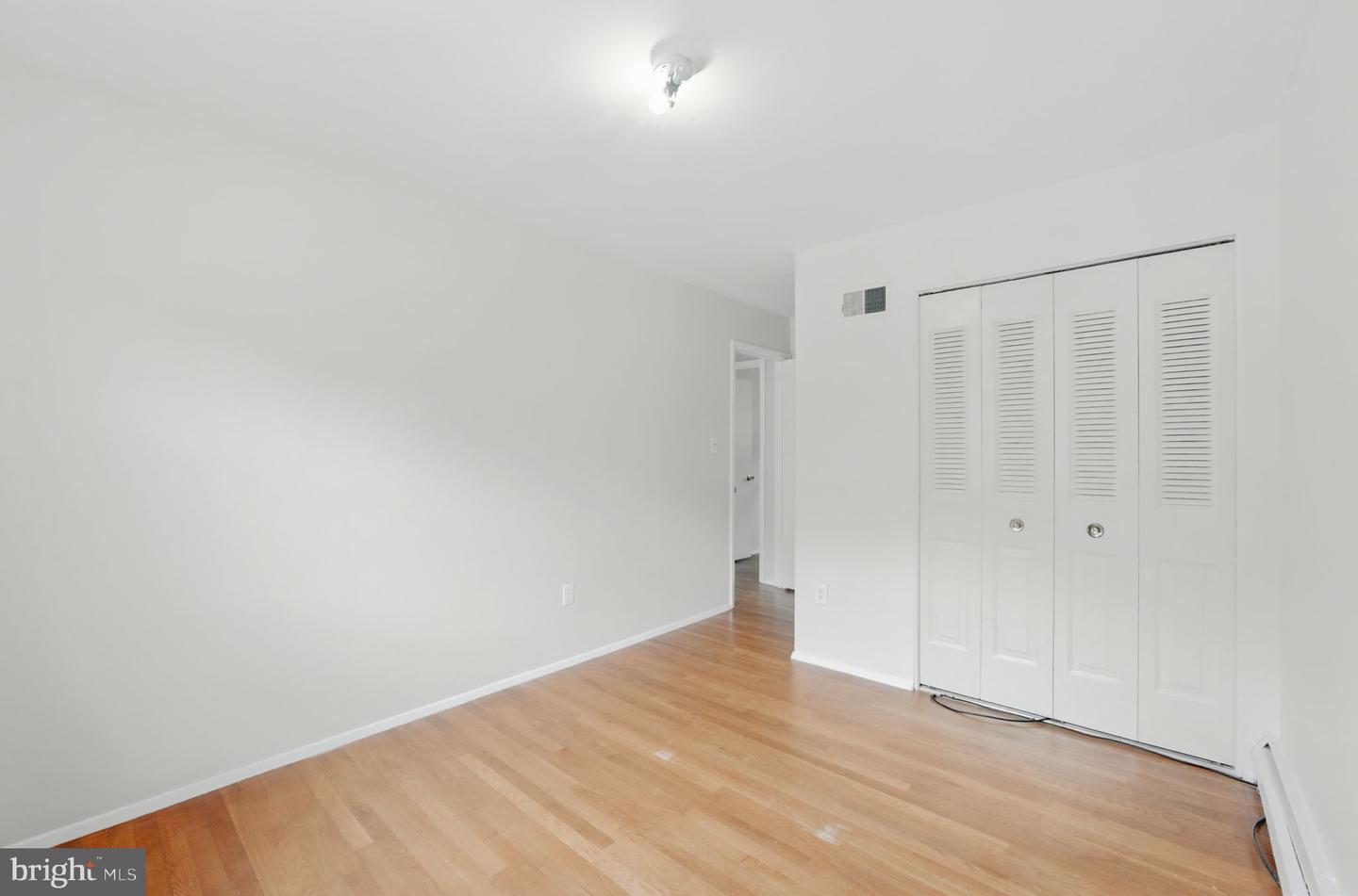 13626 KINGSMAN RD, WOODBRIDGE, Virginia 22193, 4 Bedrooms Bedrooms, ,2 BathroomsBathrooms,Residential,For sale,13626 KINGSMAN RD,VAPW2097268 MLS # VAPW2097268