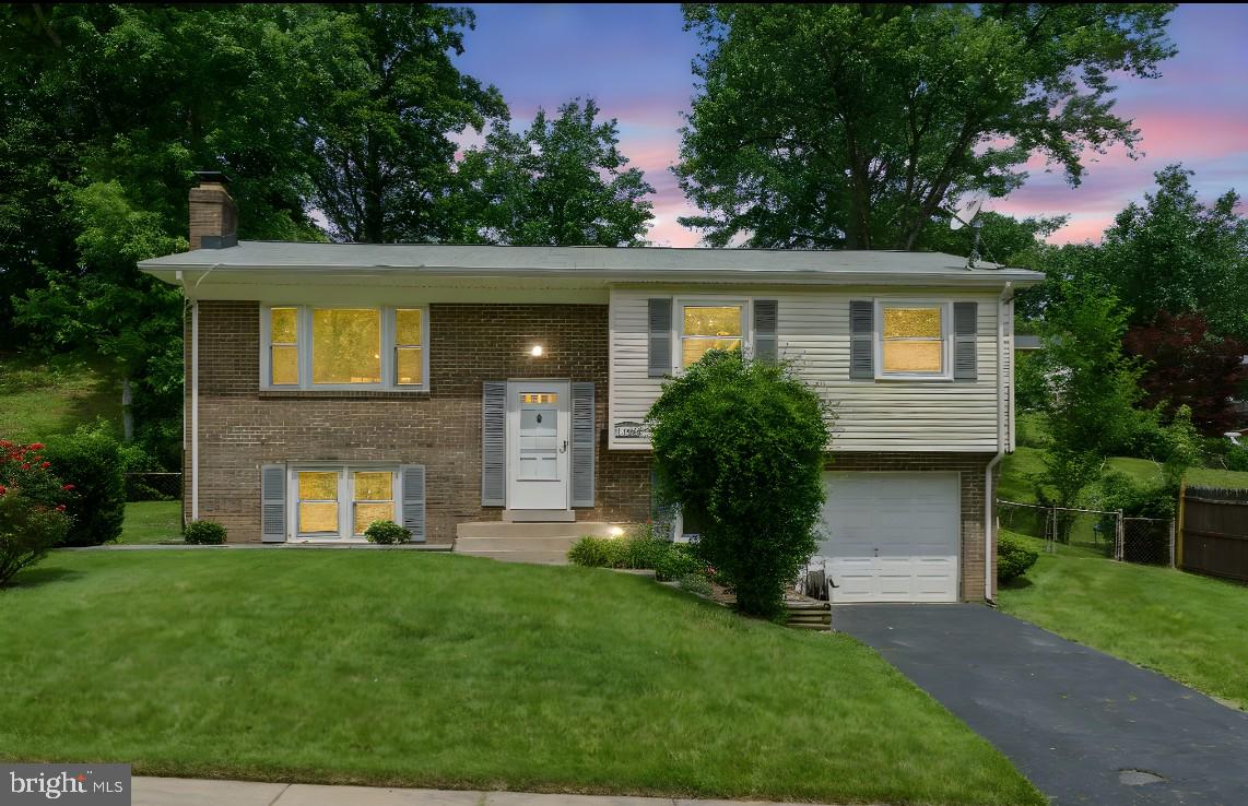 13626 KINGSMAN RD, WOODBRIDGE, Virginia 22193, 4 Bedrooms Bedrooms, ,2 BathroomsBathrooms,Residential,For sale,13626 KINGSMAN RD,VAPW2097268 MLS # VAPW2097268