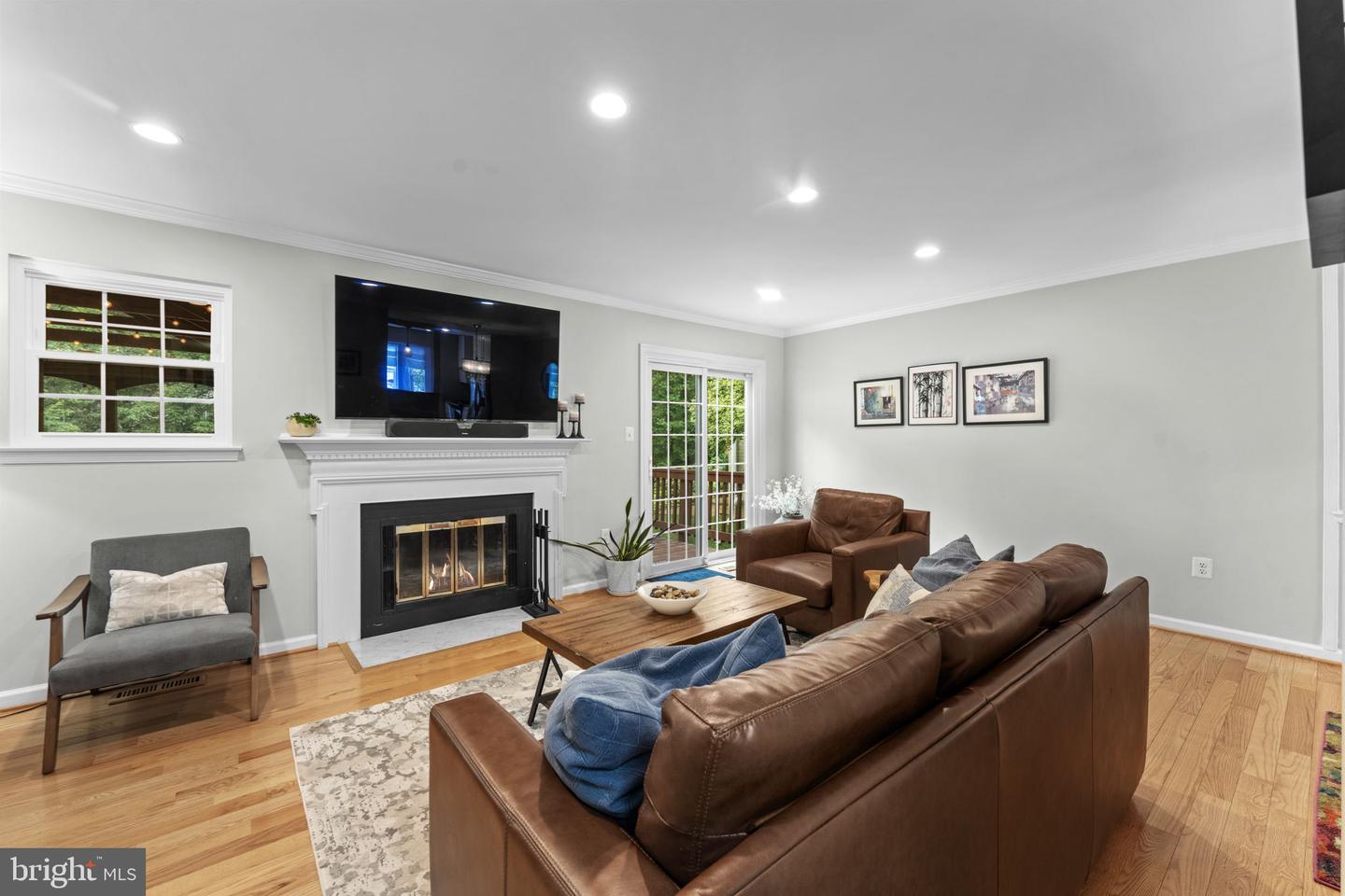 10034 PARK WOODS LN, BURKE, Virginia 22015, 4 Bedrooms Bedrooms, ,2 BathroomsBathrooms,Residential,For sale,10034 PARK WOODS LN,VAFX2247784 MLS # VAFX2247784