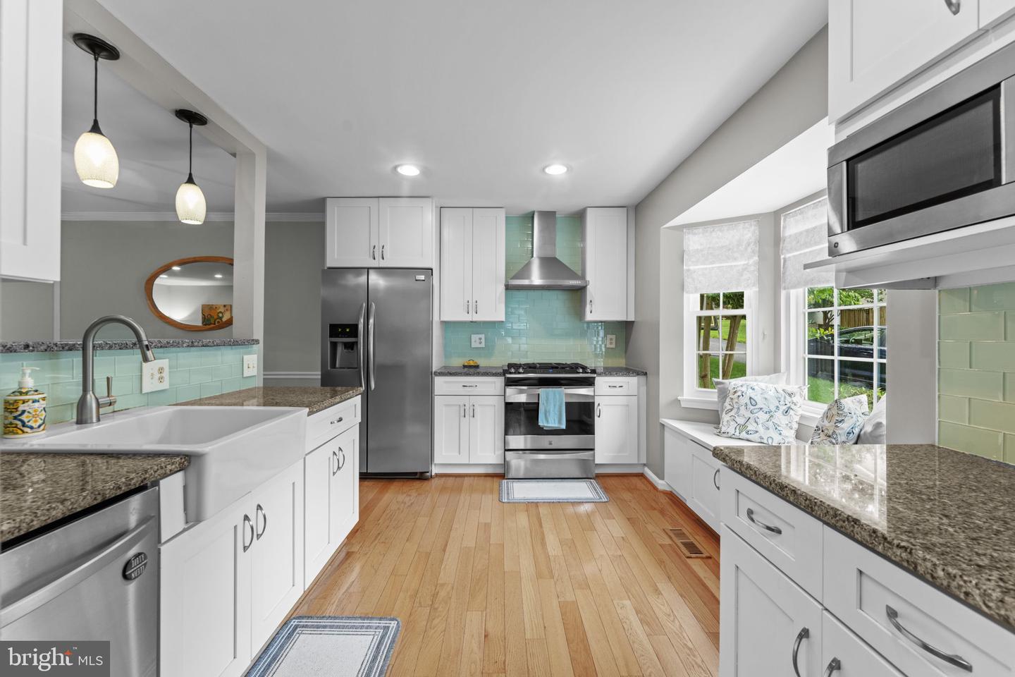 10034 PARK WOODS LN, BURKE, Virginia 22015, 4 Bedrooms Bedrooms, ,2 BathroomsBathrooms,Residential,For sale,10034 PARK WOODS LN,VAFX2247784 MLS # VAFX2247784