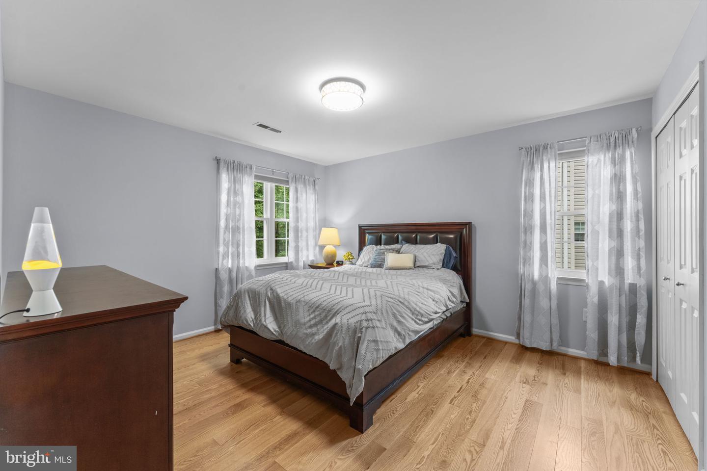 10034 PARK WOODS LN, BURKE, Virginia 22015, 4 Bedrooms Bedrooms, ,2 BathroomsBathrooms,Residential,For sale,10034 PARK WOODS LN,VAFX2247784 MLS # VAFX2247784