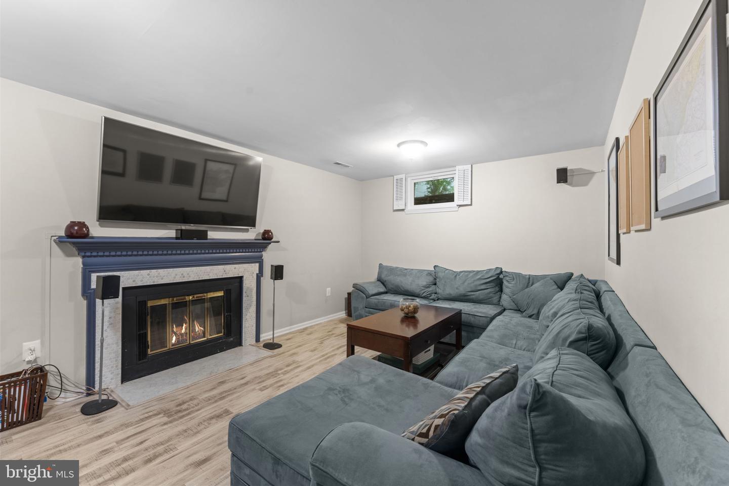 10034 PARK WOODS LN, BURKE, Virginia 22015, 4 Bedrooms Bedrooms, ,2 BathroomsBathrooms,Residential,For sale,10034 PARK WOODS LN,VAFX2247784 MLS # VAFX2247784