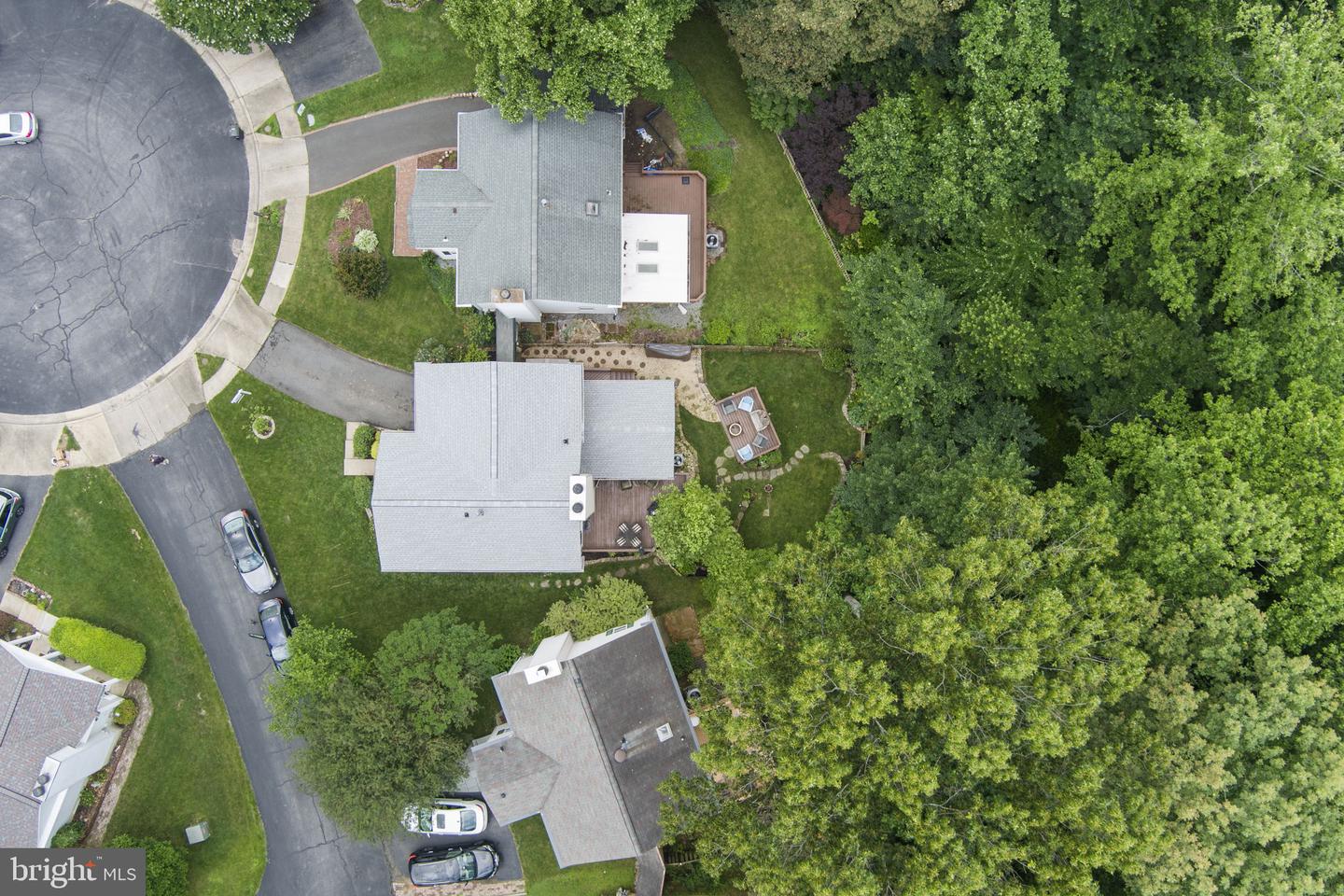10034 PARK WOODS LN, BURKE, Virginia 22015, 4 Bedrooms Bedrooms, ,2 BathroomsBathrooms,Residential,For sale,10034 PARK WOODS LN,VAFX2247784 MLS # VAFX2247784