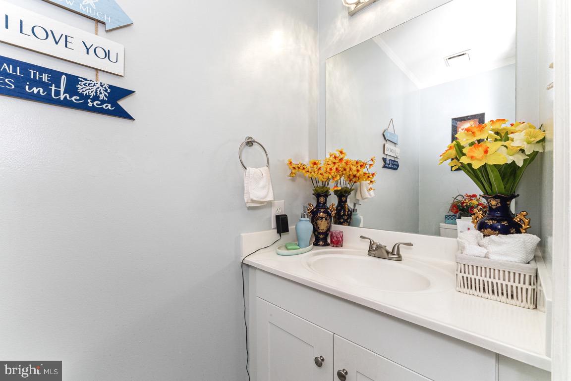2129 FORT DONELSON CT, DUMFRIES, Virginia 22026, 4 Bedrooms Bedrooms, ,3 BathroomsBathrooms,Residential,For sale,2129 FORT DONELSON CT,VAPW2097276 MLS # VAPW2097276