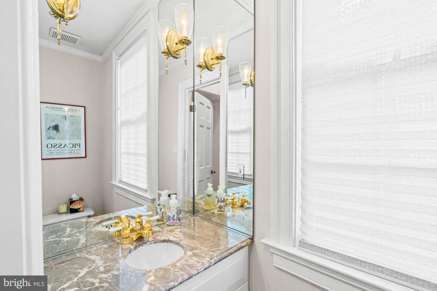3100 44TH ST NW, WASHINGTON, District Of Columbia 20016, 5 Bedrooms Bedrooms, ,4 BathroomsBathrooms,Residential,For sale,3100 44TH ST NW,DCDC2206056 MLS # DCDC2206056