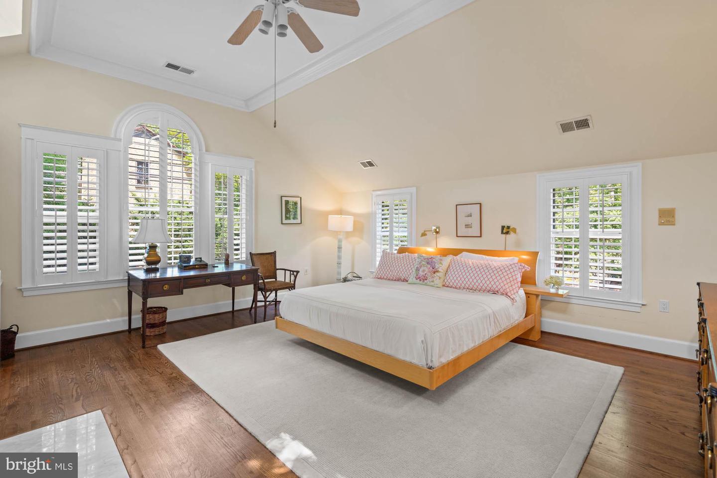 3100 44TH ST NW, WASHINGTON, District Of Columbia 20016, 5 Bedrooms Bedrooms, ,4 BathroomsBathrooms,Residential,For sale,3100 44TH ST NW,DCDC2206056 MLS # DCDC2206056