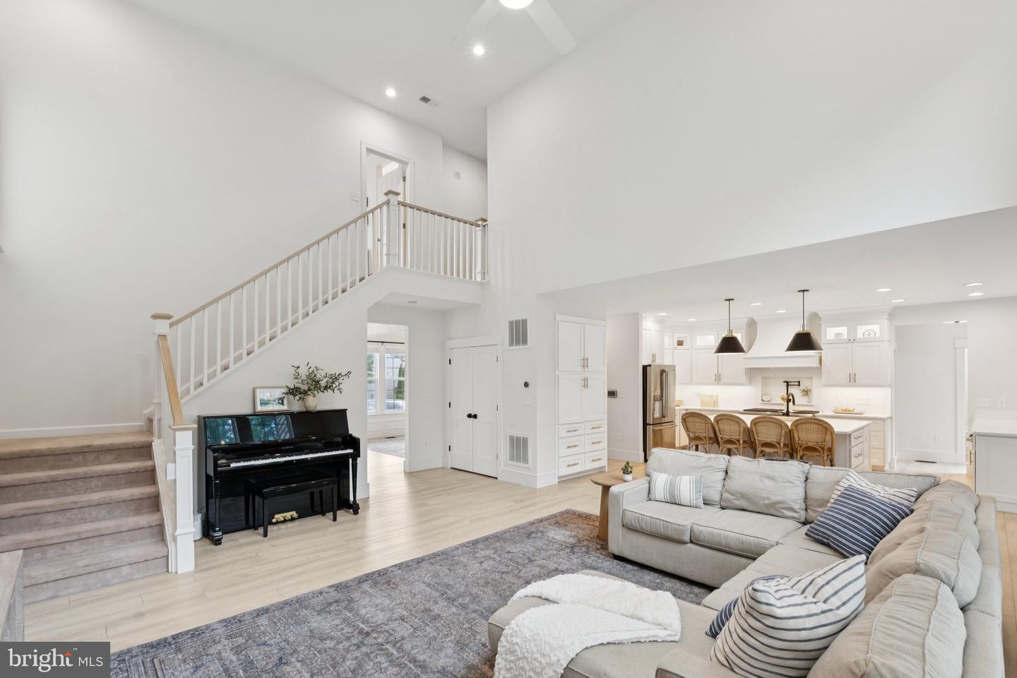13831 BARRYMORE CT, GAINESVILLE, Virginia 20155, 4 Bedrooms Bedrooms, ,4 BathroomsBathrooms,Residential,For sale,13831 BARRYMORE CT,VAPW2097182 MLS # VAPW2097182