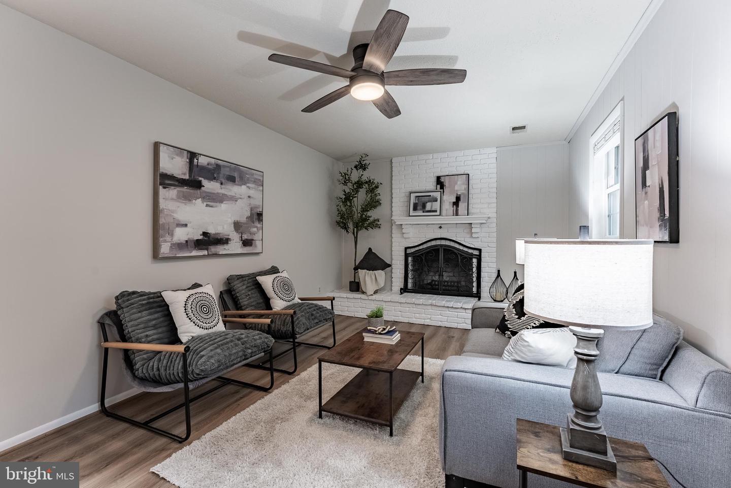 3204 HOLLY BERRY CT, FALLS CHURCH, Virginia 22042, 3 Bedrooms Bedrooms, ,2 BathroomsBathrooms,Residential,For sale,3204 HOLLY BERRY CT,VAFX2247824 MLS # VAFX2247824