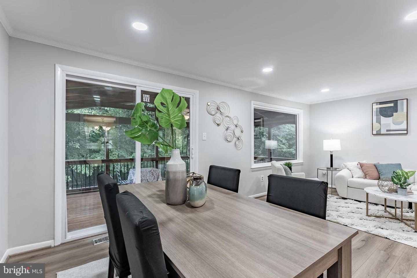 3204 HOLLY BERRY CT, FALLS CHURCH, Virginia 22042, 3 Bedrooms Bedrooms, ,2 BathroomsBathrooms,Residential,For sale,3204 HOLLY BERRY CT,VAFX2247824 MLS # VAFX2247824