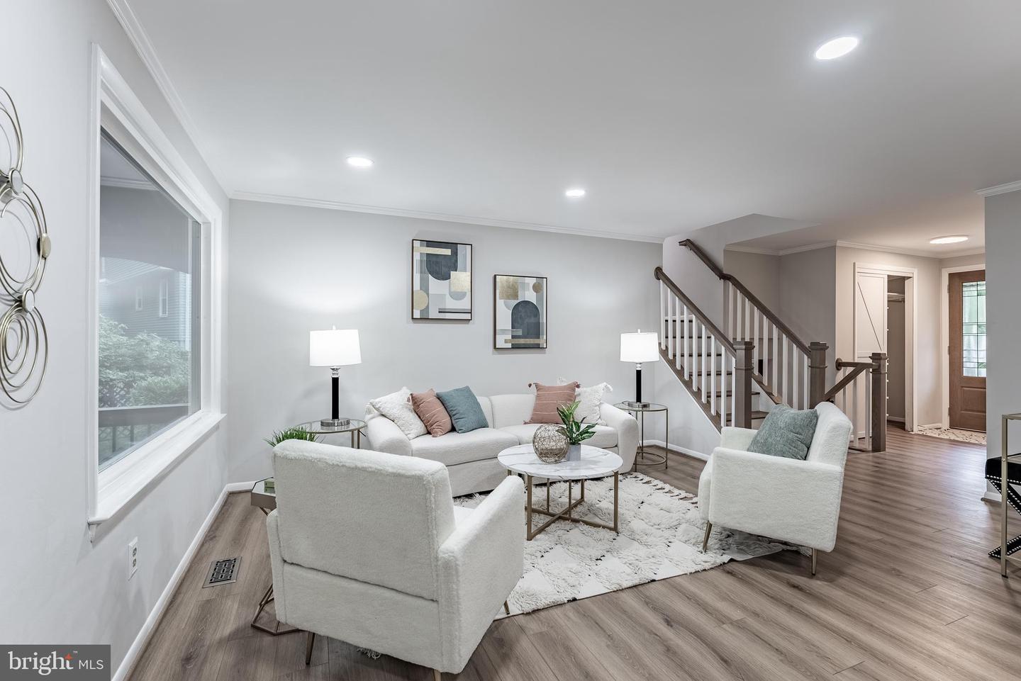 3204 HOLLY BERRY CT, FALLS CHURCH, Virginia 22042, 3 Bedrooms Bedrooms, ,2 BathroomsBathrooms,Residential,For sale,3204 HOLLY BERRY CT,VAFX2247824 MLS # VAFX2247824