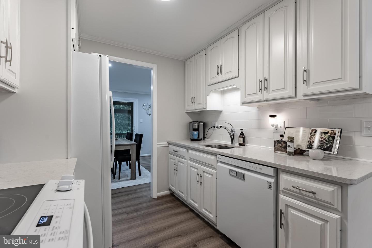 3204 HOLLY BERRY CT, FALLS CHURCH, Virginia 22042, 3 Bedrooms Bedrooms, ,2 BathroomsBathrooms,Residential,For sale,3204 HOLLY BERRY CT,VAFX2247824 MLS # VAFX2247824