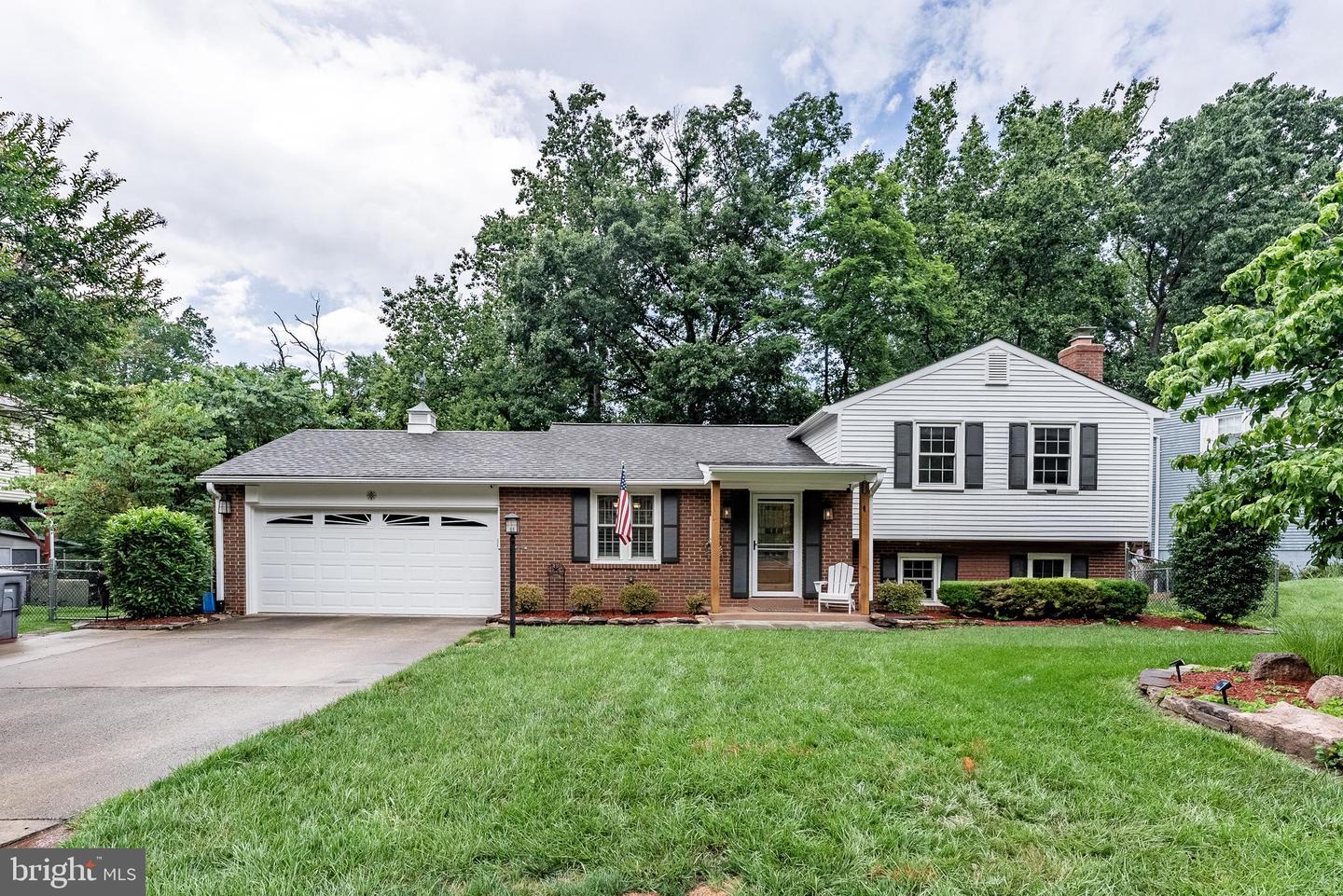 3204 HOLLY BERRY CT, FALLS CHURCH, Virginia 22042, 3 Bedrooms Bedrooms, ,2 BathroomsBathrooms,Residential,For sale,3204 HOLLY BERRY CT,VAFX2247824 MLS # VAFX2247824