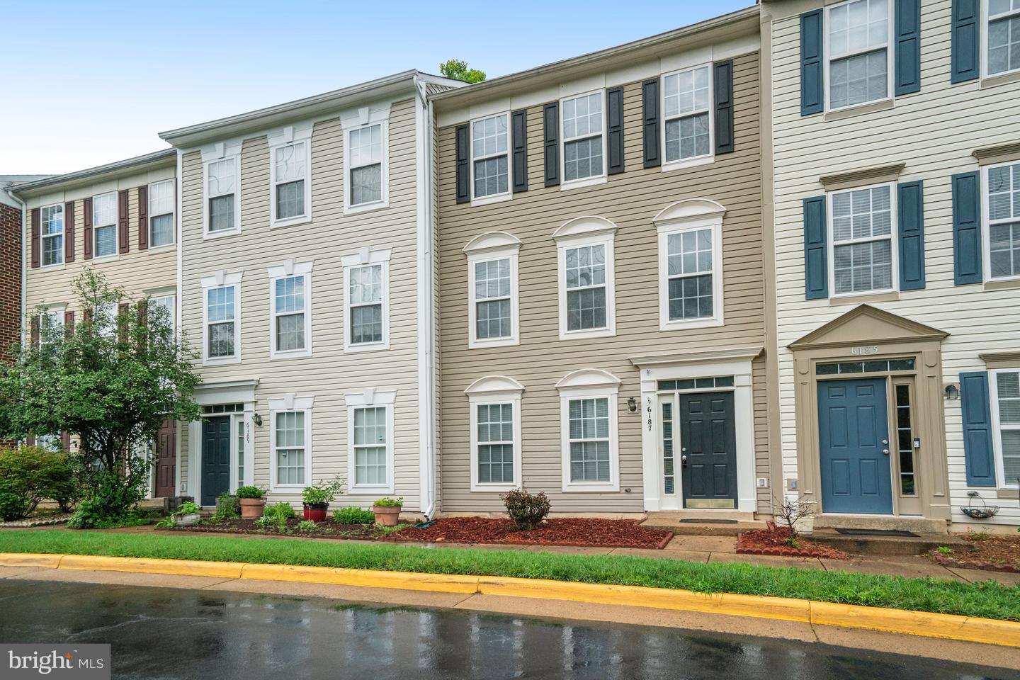 6187 LES DORSON LN, ALEXANDRIA, Virginia 22315, 3 Bedrooms Bedrooms, ,2 BathroomsBathrooms,Residential,For sale,6187 LES DORSON LN,VAFX2248736 MLS # VAFX2248736