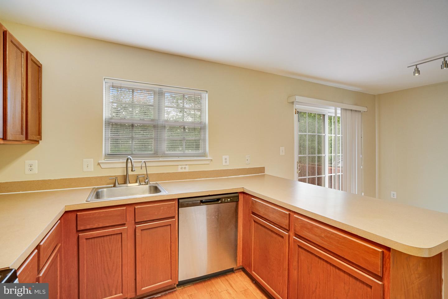 6187 LES DORSON LN, ALEXANDRIA, Virginia 22315, 3 Bedrooms Bedrooms, ,2 BathroomsBathrooms,Residential,For sale,6187 LES DORSON LN,VAFX2248736 MLS # VAFX2248736