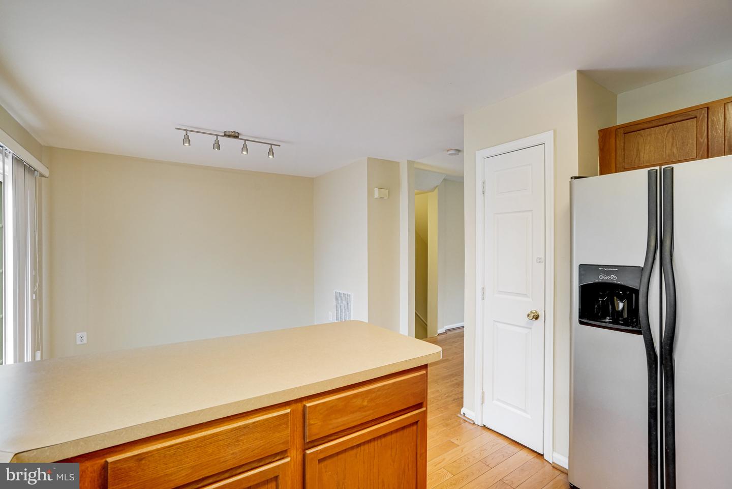 6187 LES DORSON LN, ALEXANDRIA, Virginia 22315, 3 Bedrooms Bedrooms, ,2 BathroomsBathrooms,Residential,For sale,6187 LES DORSON LN,VAFX2248736 MLS # VAFX2248736