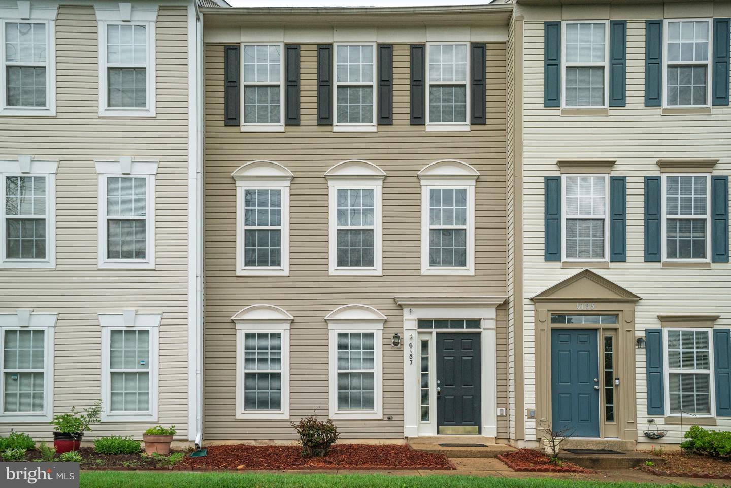 6187 LES DORSON LN, ALEXANDRIA, Virginia 22315, 3 Bedrooms Bedrooms, ,2 BathroomsBathrooms,Residential,For sale,6187 LES DORSON LN,VAFX2248736 MLS # VAFX2248736