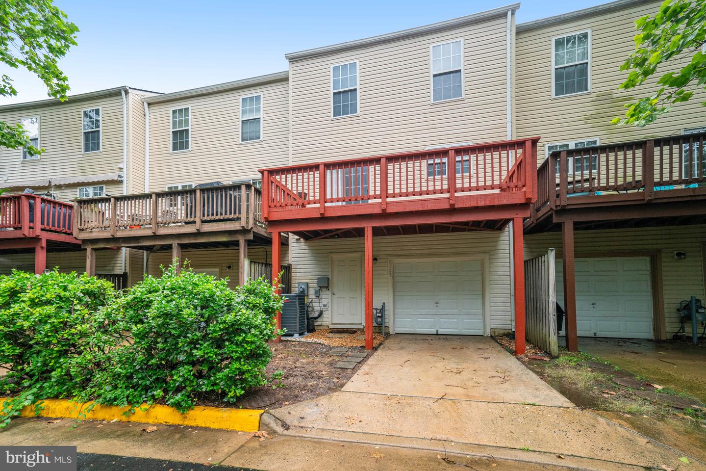 6187 LES DORSON LN, ALEXANDRIA, Virginia 22315, 3 Bedrooms Bedrooms, ,2 BathroomsBathrooms,Residential,For sale,6187 LES DORSON LN,VAFX2248736 MLS # VAFX2248736