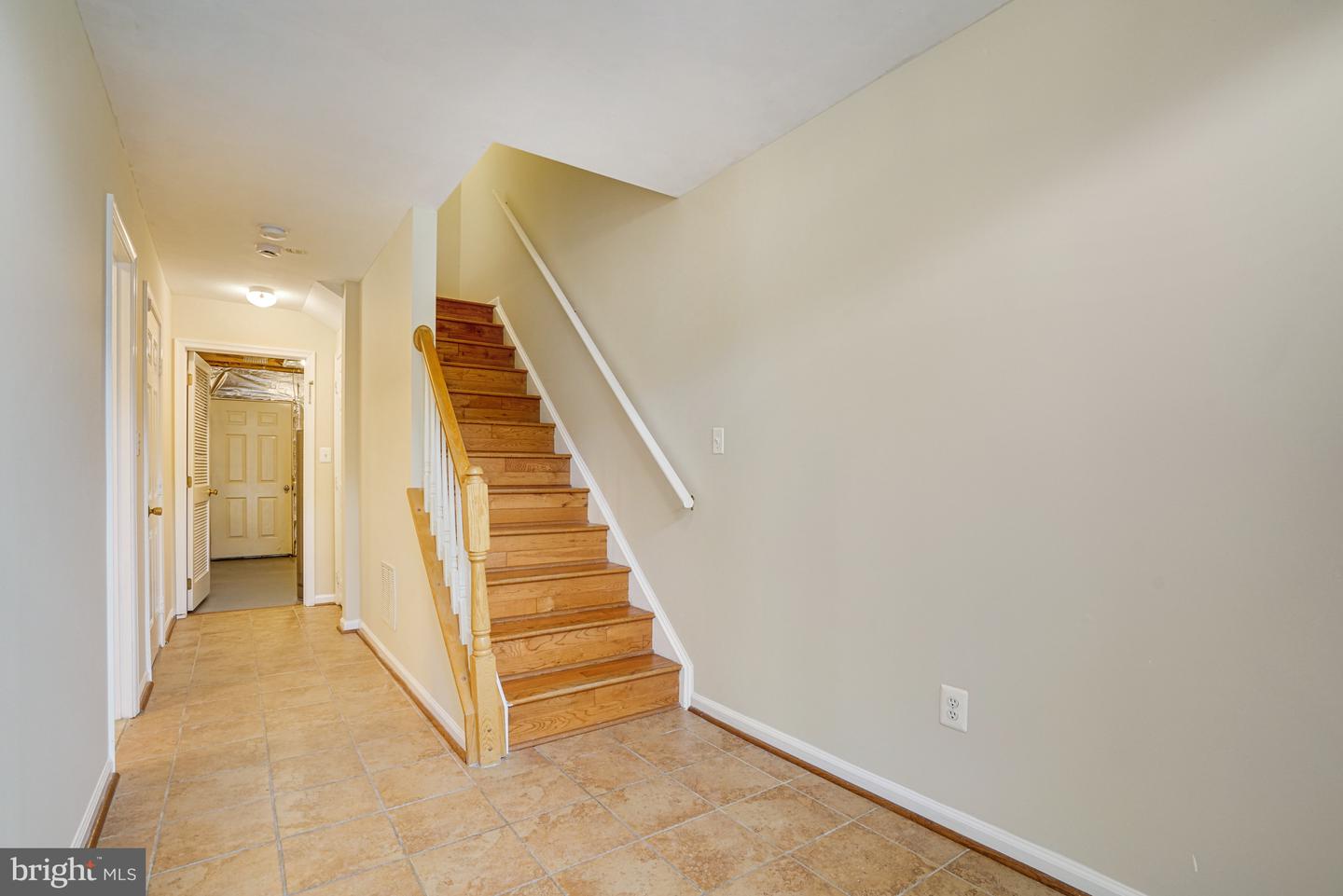 6187 LES DORSON LN, ALEXANDRIA, Virginia 22315, 3 Bedrooms Bedrooms, ,2 BathroomsBathrooms,Residential,For sale,6187 LES DORSON LN,VAFX2248736 MLS # VAFX2248736