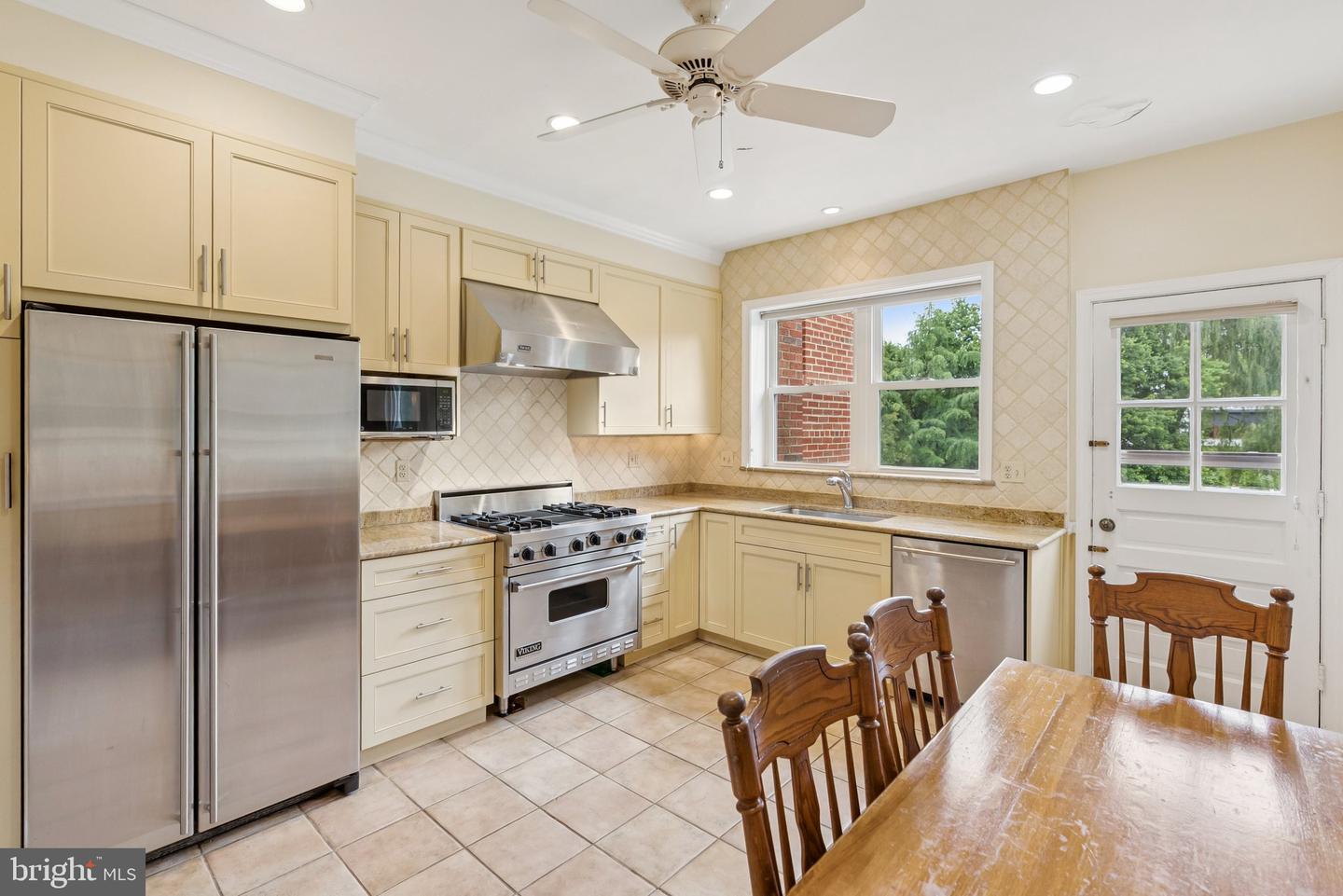 3917 FESSENDEN ST NW, WASHINGTON, District Of Columbia 20016, 3 Bedrooms Bedrooms, ,2 BathroomsBathrooms,Residential,For sale,3917 FESSENDEN ST NW,DCDC2206220 MLS # DCDC2206220