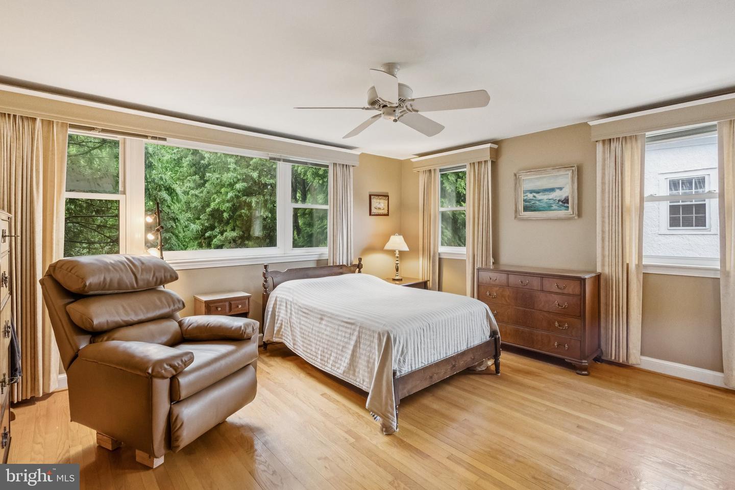 3917 FESSENDEN ST NW, WASHINGTON, District Of Columbia 20016, 3 Bedrooms Bedrooms, ,2 BathroomsBathrooms,Residential,For sale,3917 FESSENDEN ST NW,DCDC2206220 MLS # DCDC2206220