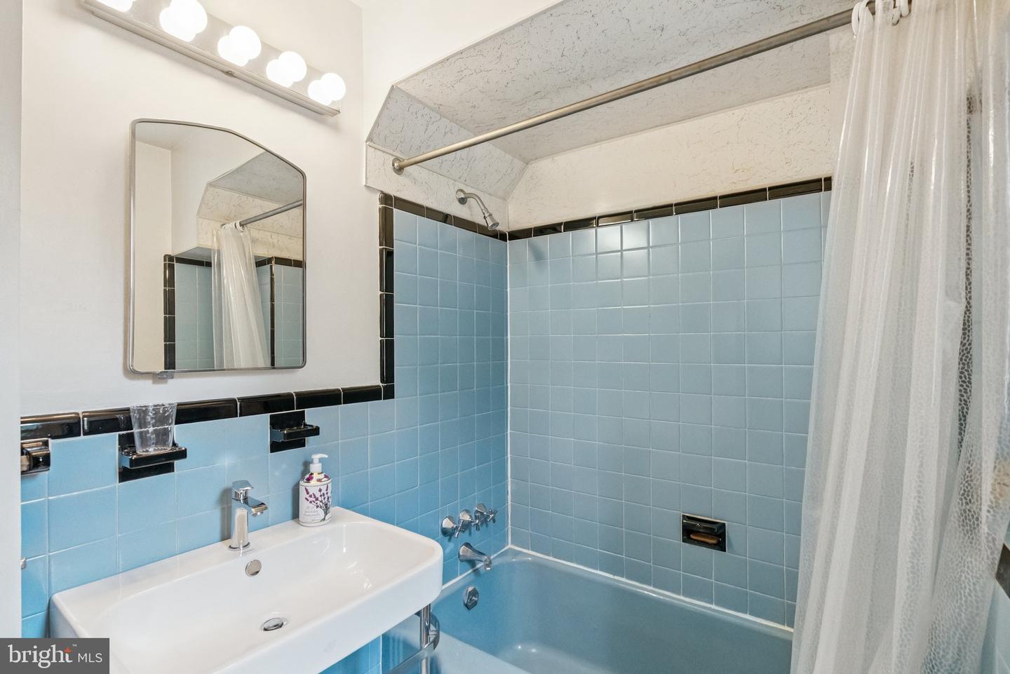 3917 FESSENDEN ST NW, WASHINGTON, District Of Columbia 20016, 3 Bedrooms Bedrooms, ,2 BathroomsBathrooms,Residential,For sale,3917 FESSENDEN ST NW,DCDC2206220 MLS # DCDC2206220