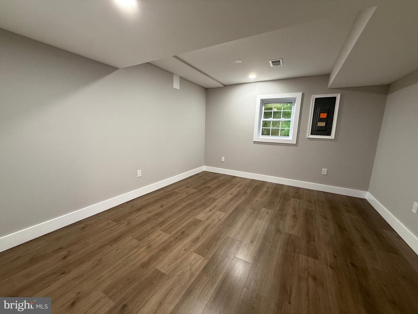 7937 SAINT GEORGE CT, SPRINGFIELD, Virginia 22153, 5 Bedrooms Bedrooms, ,3 BathroomsBathrooms,Residential,For sale,7937 SAINT GEORGE CT,VAFX2248176 MLS # VAFX2248176