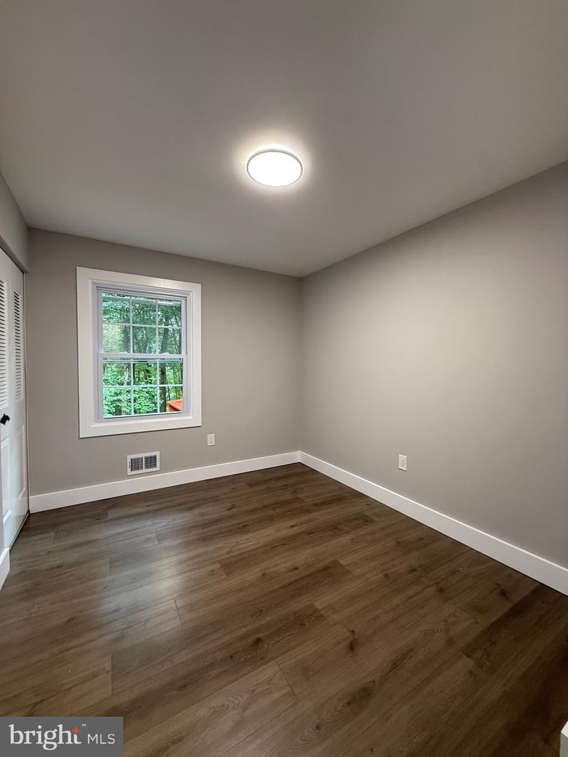 7937 SAINT GEORGE CT, SPRINGFIELD, Virginia 22153, 5 Bedrooms Bedrooms, ,3 BathroomsBathrooms,Residential,For sale,7937 SAINT GEORGE CT,VAFX2248176 MLS # VAFX2248176