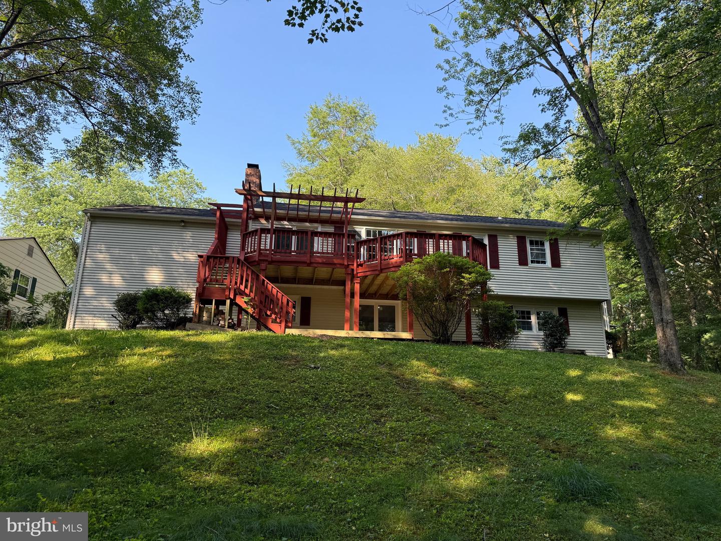 7937 SAINT GEORGE CT, SPRINGFIELD, Virginia 22153, 5 Bedrooms Bedrooms, ,3 BathroomsBathrooms,Residential,For sale,7937 SAINT GEORGE CT,VAFX2248176 MLS # VAFX2248176