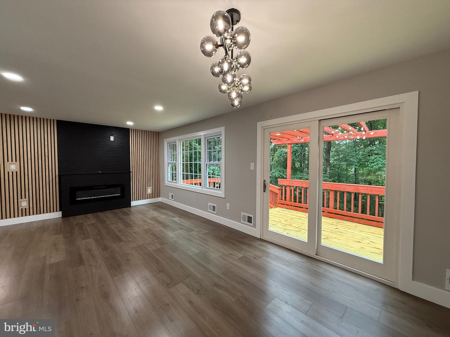 7937 SAINT GEORGE CT, SPRINGFIELD, Virginia 22153, 5 Bedrooms Bedrooms, ,3 BathroomsBathrooms,Residential,For sale,7937 SAINT GEORGE CT,VAFX2248176 MLS # VAFX2248176