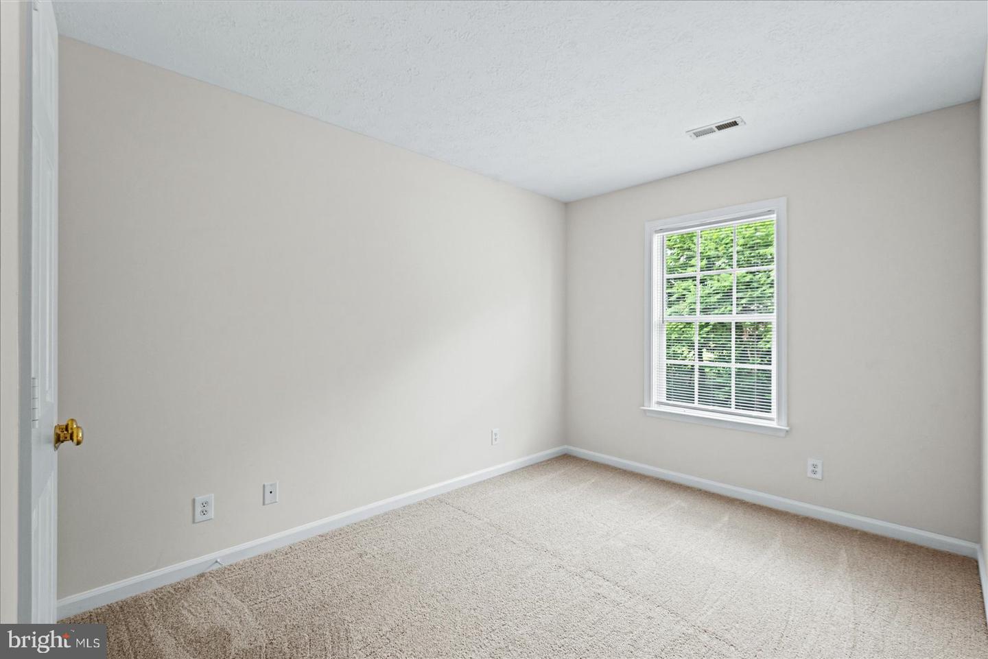 104 REGINA LN, FREDERICKSBURG, Virginia 22405, 4 Bedrooms Bedrooms, ,2 BathroomsBathrooms,Residential,For sale,104 REGINA LN,VAST2039962 MLS # VAST2039962