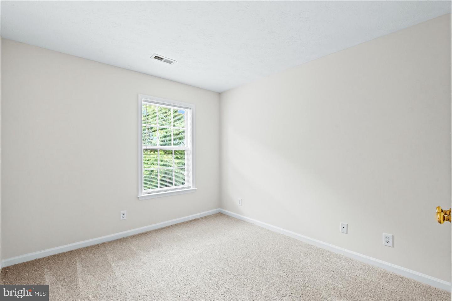 104 REGINA LN, FREDERICKSBURG, Virginia 22405, 4 Bedrooms Bedrooms, ,2 BathroomsBathrooms,Residential,For sale,104 REGINA LN,VAST2039962 MLS # VAST2039962